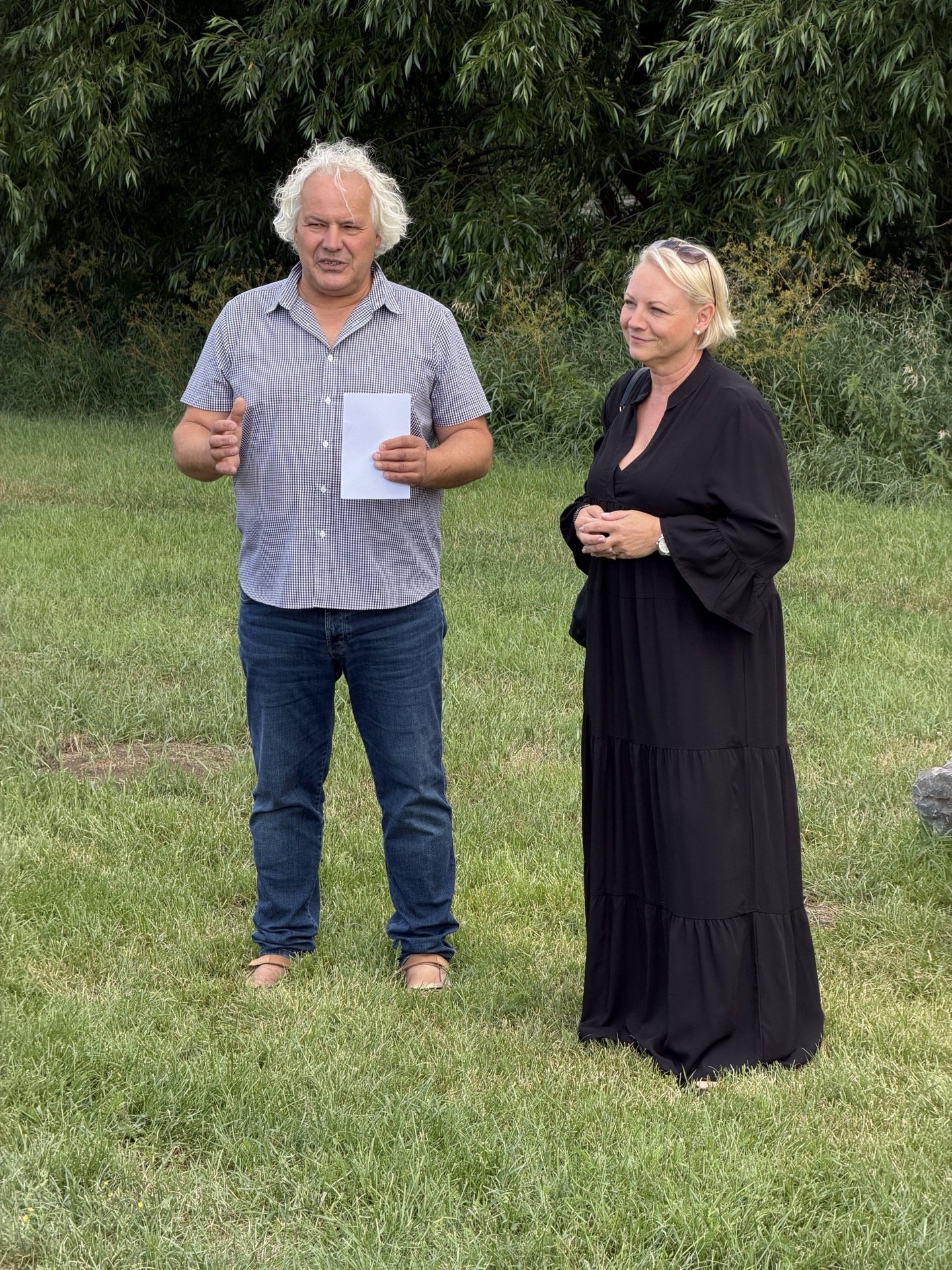 Petr Váňa se starostkou Karlíka Monikou Hurtovou